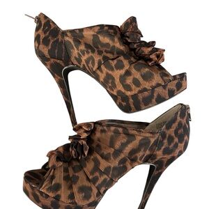 Chinese Laundry Brown Leopard Heels